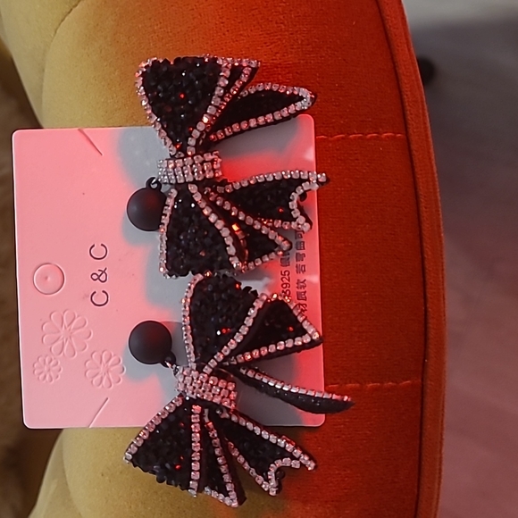 Black and White Bow Rhinestone Earrings - Picture 4 of 4